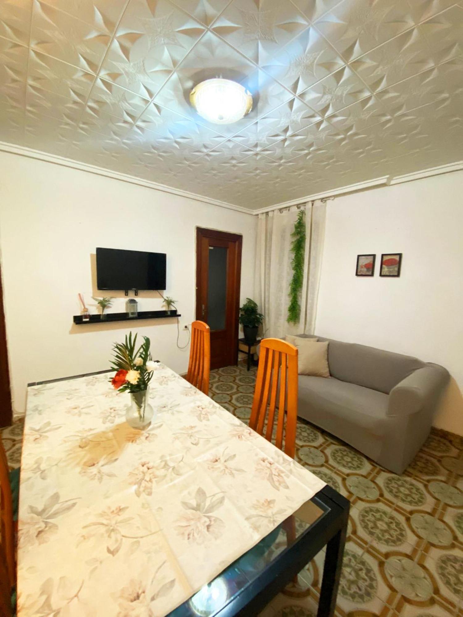 Valencia Well Located Shared Apartment מראה חיצוני תמונה