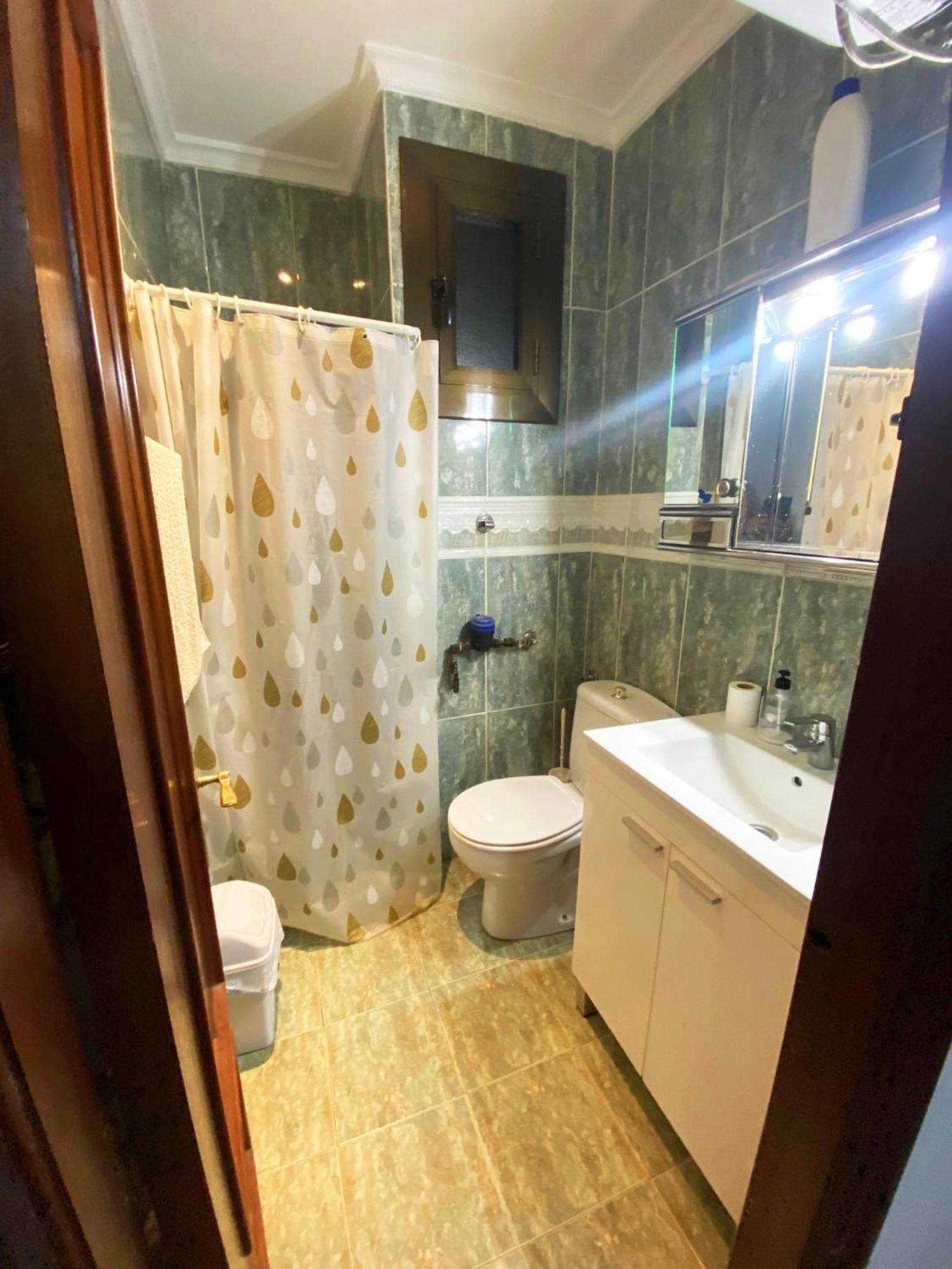 Valencia Well Located Shared Apartment מראה חיצוני תמונה